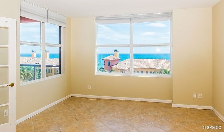 Unfurnished Living Room in Residence 7C, Tower I at The Palms, Luxury Oceanfront Condominiums, 2100 North Ocean Boulevard, Fort Lauderdale, Florida 33305